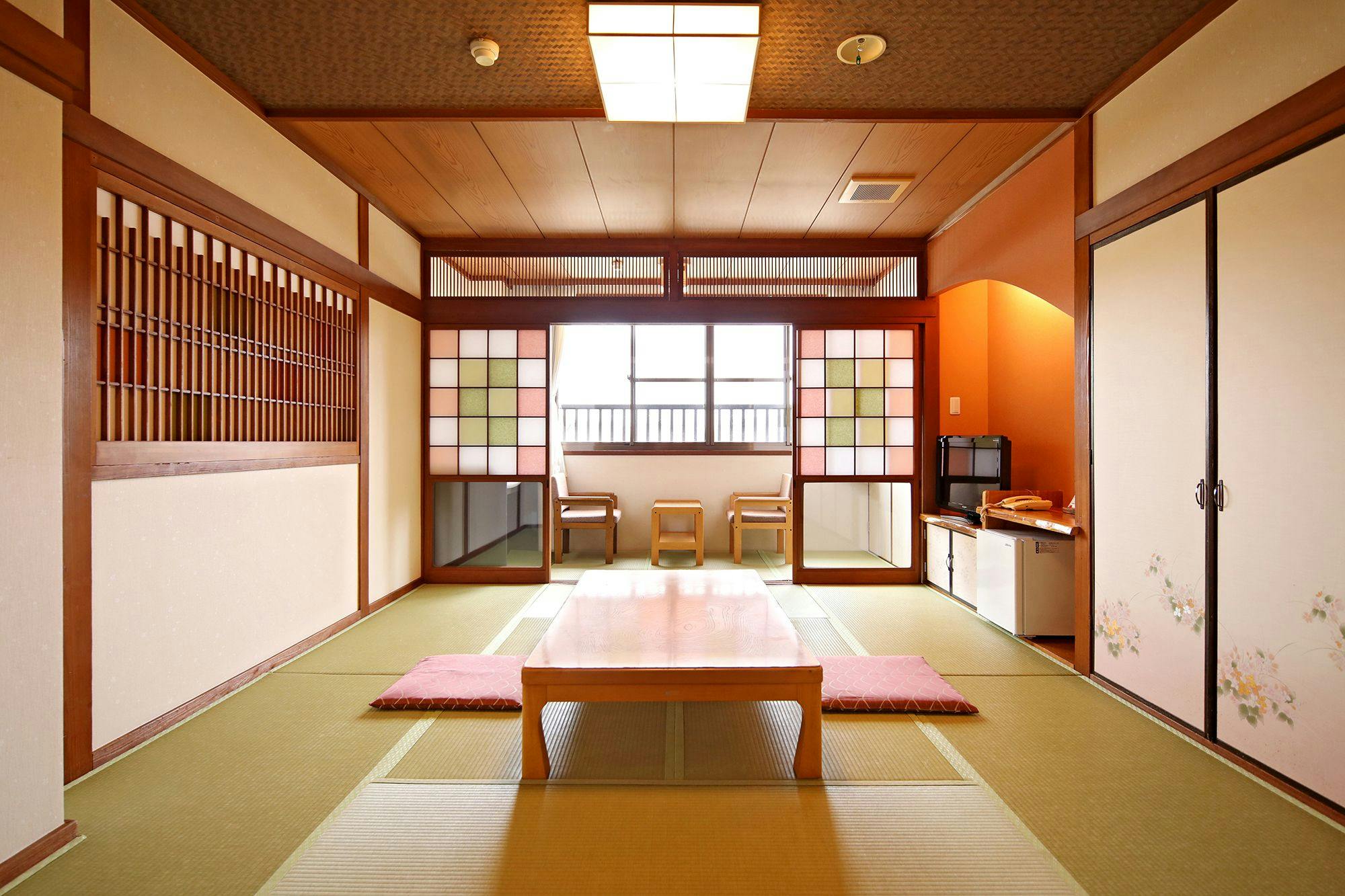 Japanese-style Inn Taka no Ie