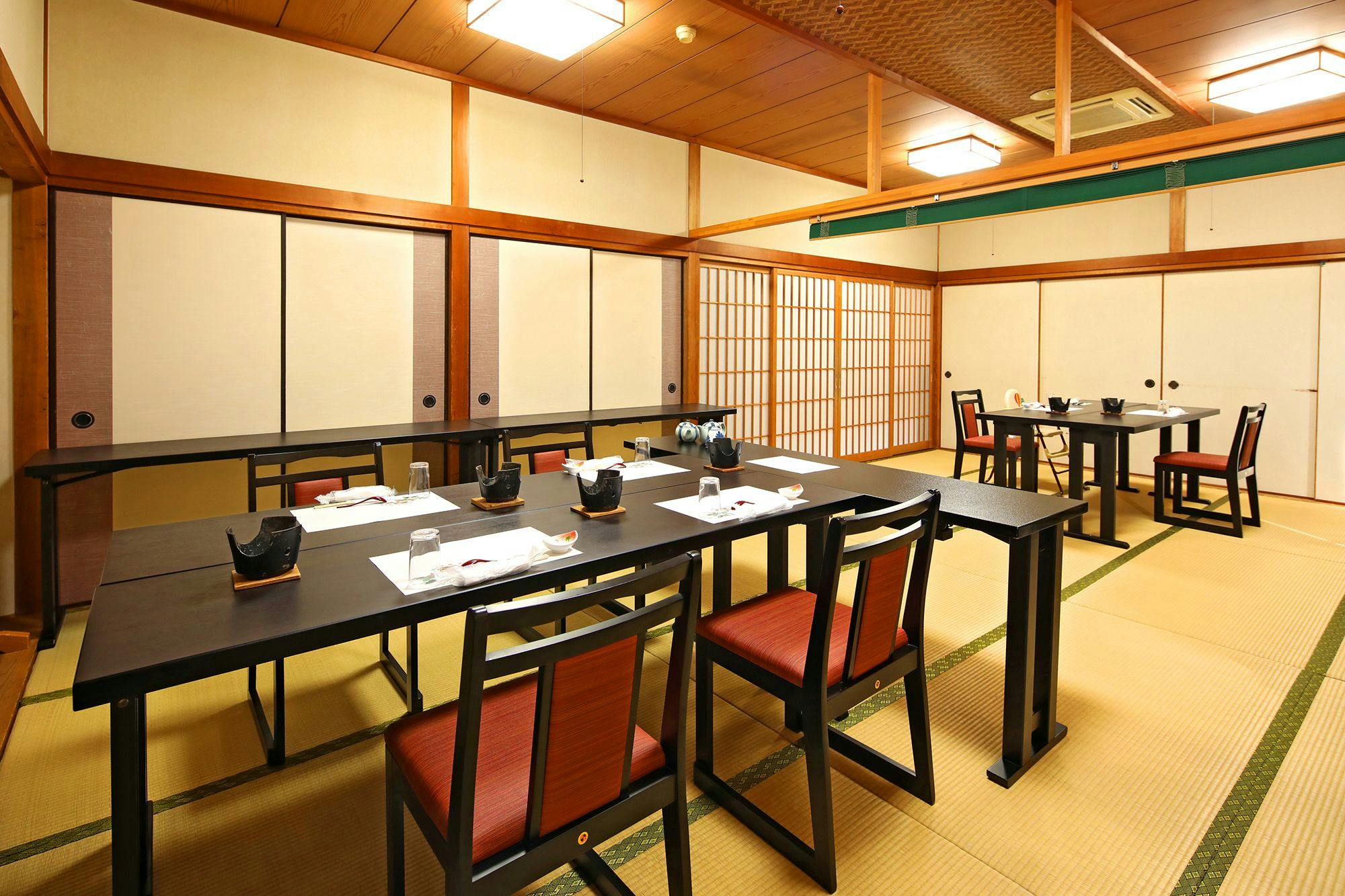 Japanese-style Inn Taka no Ie