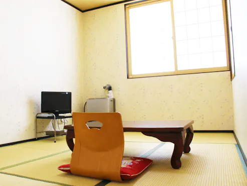Japanese-style room with 6 tatami mats, private open-air bath, and Wi-Fi.