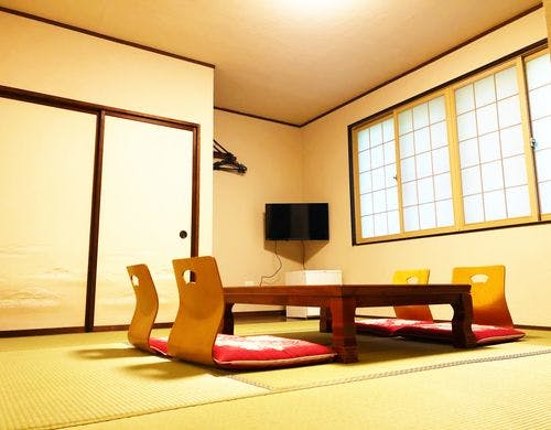 和室11と8畳トイレ洗面所