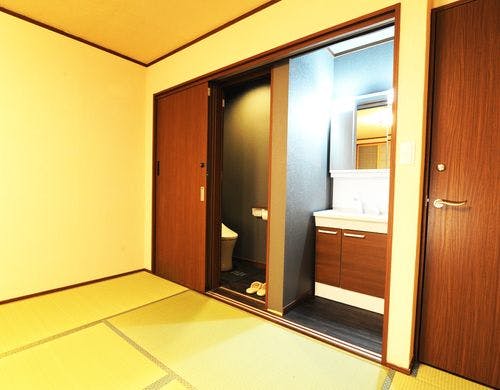 和室11畳トイレ洗面所付11 tatami W toilet