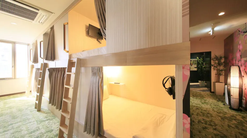 Ueno Station Hostel Oriental 1
