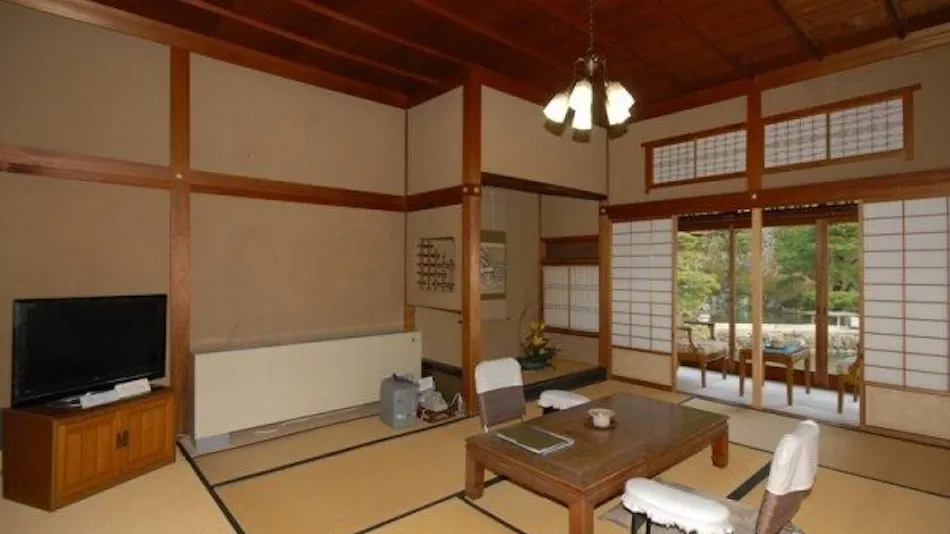 Sansuien