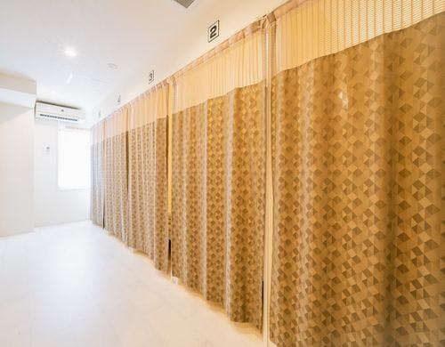 03男女共用ドミトリー（シングルベッド）2