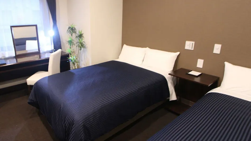 Hotel Livemax Chiba Ekimae