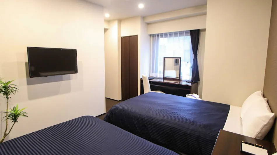 Hotel Livemax Chiba Ekimae