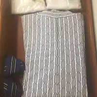 Tidak berlaku untuk tamu tanpa makanan disertakan.