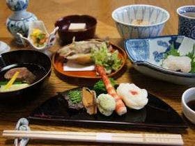 小さな料理旅館　こまくさ