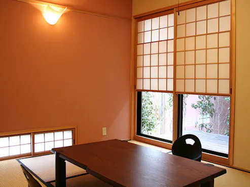 Bangunan utama Contoh kamar tamu