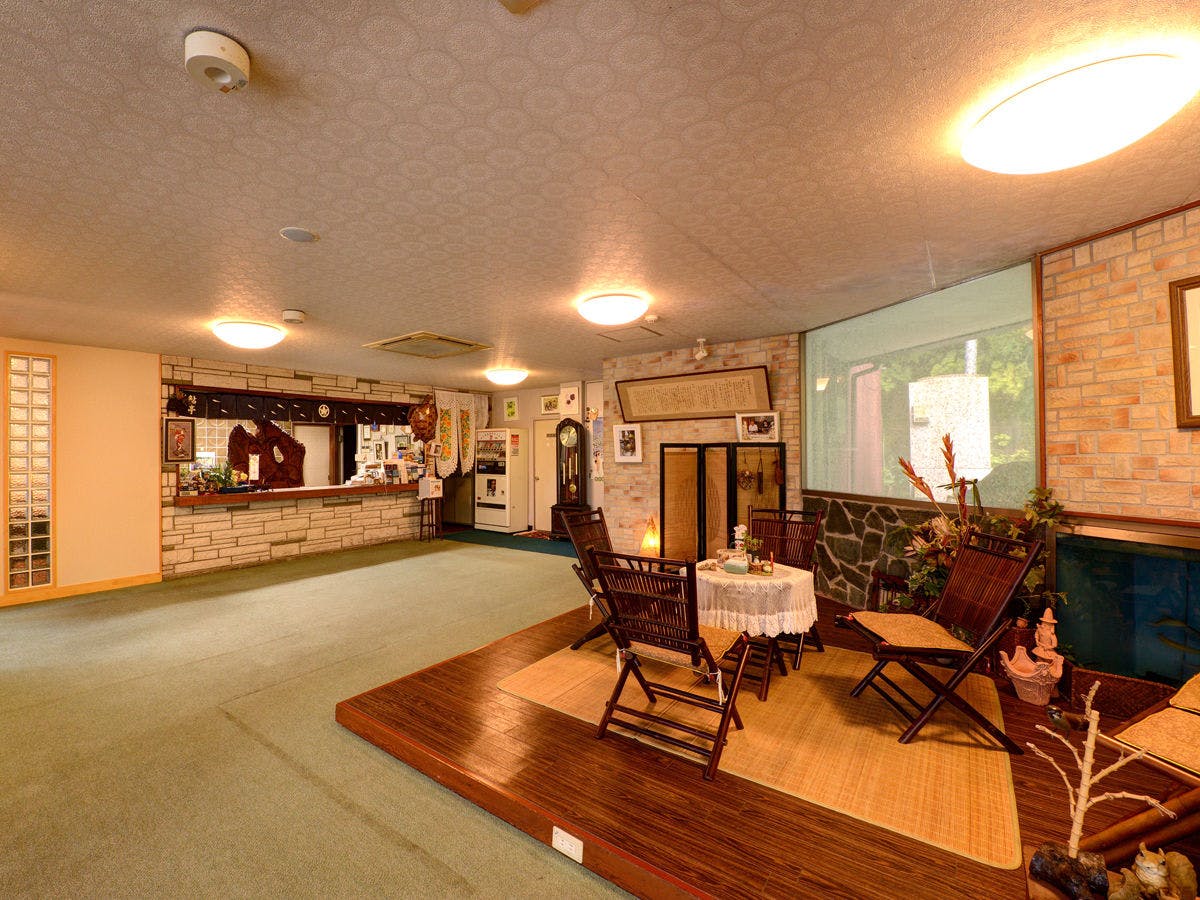 ＊Di dalam/Interior, Lobi