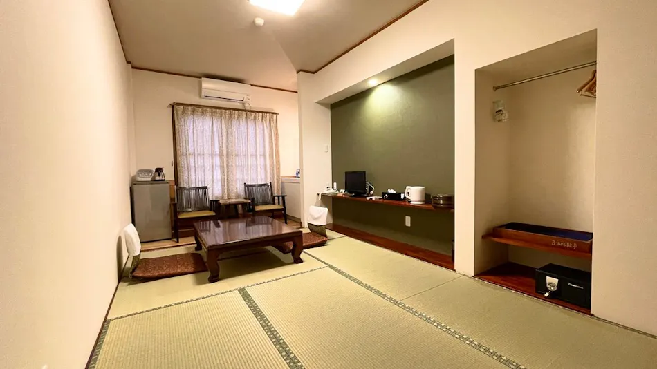 Hotel Ayutei