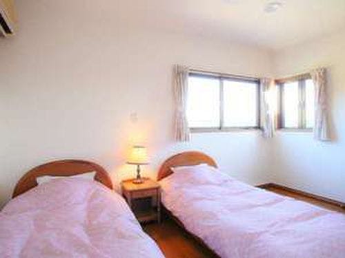 ２階にツインのお部屋が２つあります。