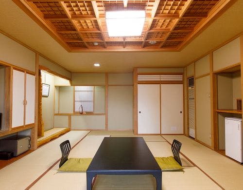 富士山側客室の広縁