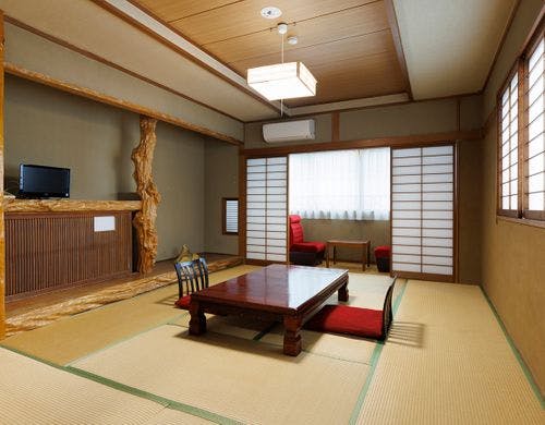 【スタンダード】10畳＋6畳和室（広縁付）