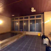 ห้องอาบน้ำสาธารณะพร้อมวิว