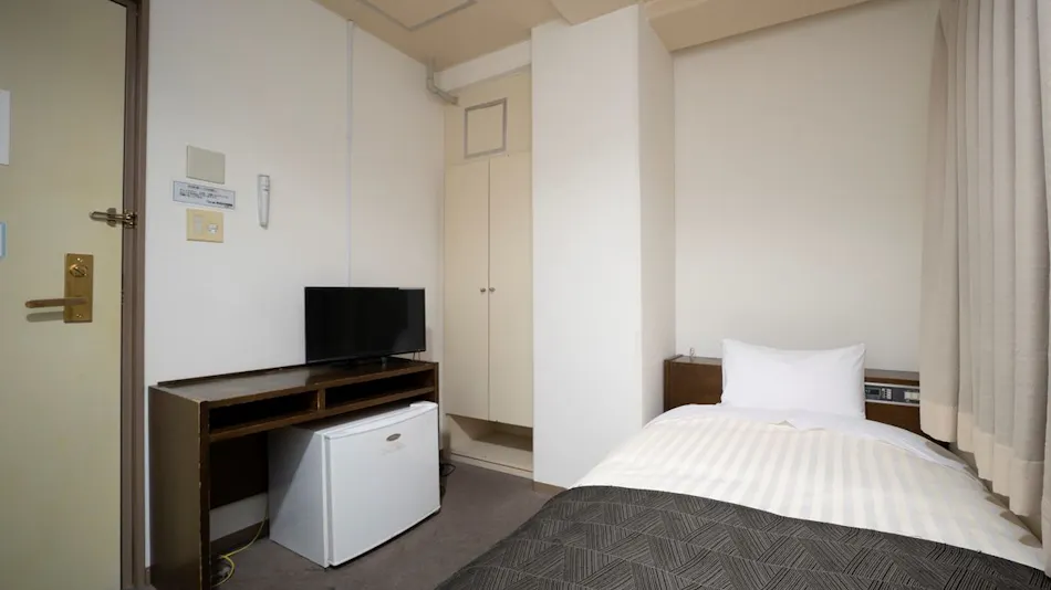 HOTEL CITY INN WAKAYAMA in front of Wakayama Station