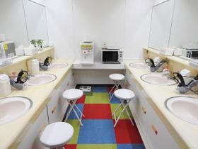 カプセルホテル ザ・イン