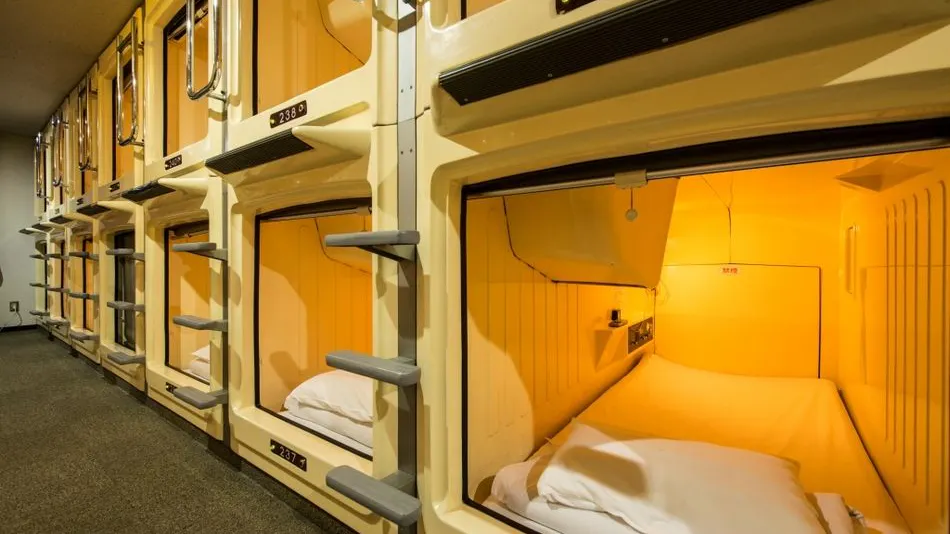 Capsule Hotel The Inn