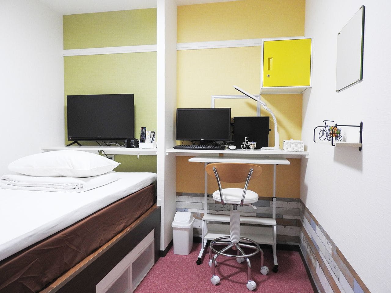 Capsule Hotel The Inn