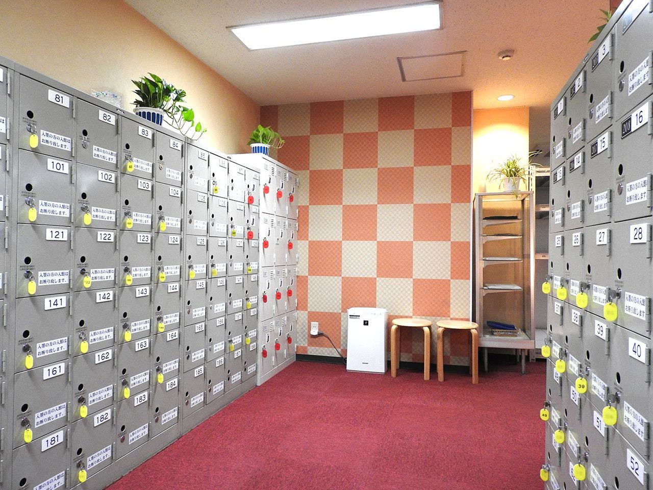 ตู้เก็บรองเท้า