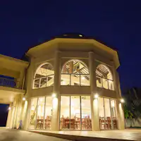 *【ร้านอาหาร: ภายนอก】