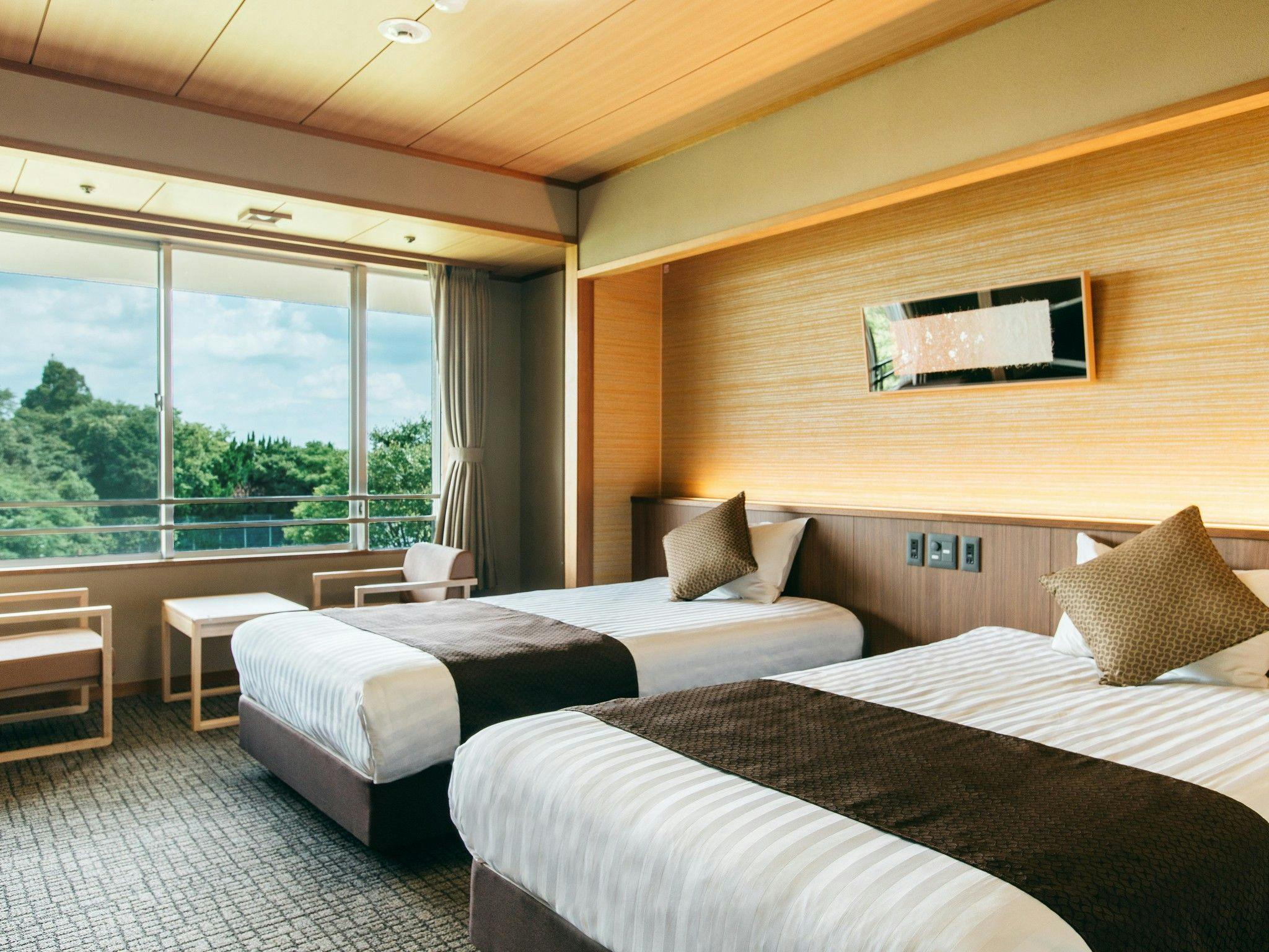 Western-style Twin Room (with bath)