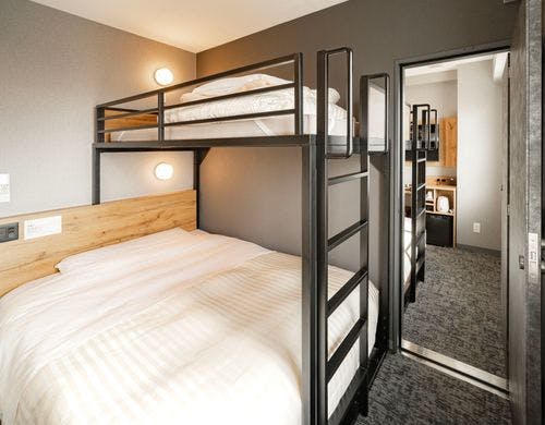 2部屋を中の扉で行き来できるお部屋です