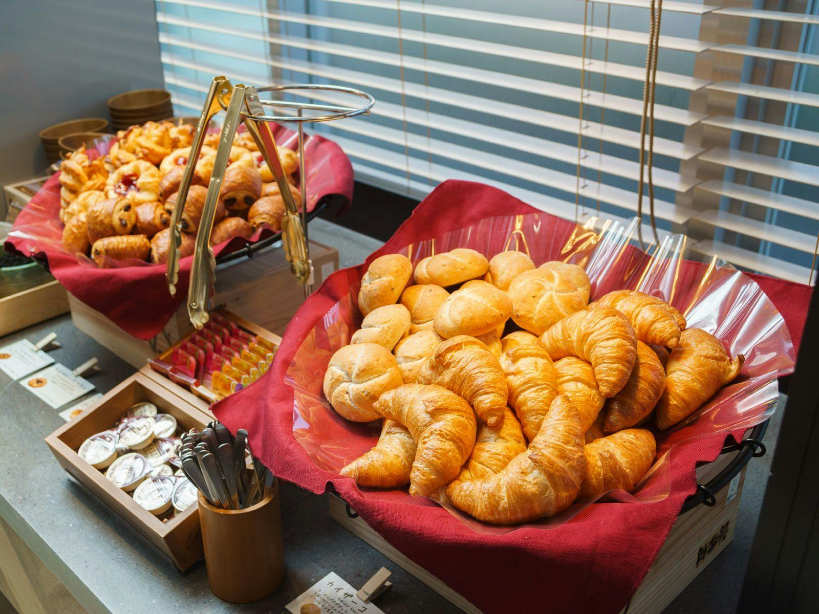 Panggang hingga kecokelatan dan nikmati dengan lezat.