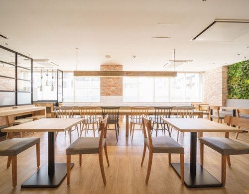 朝は朝食のご提供場所となります