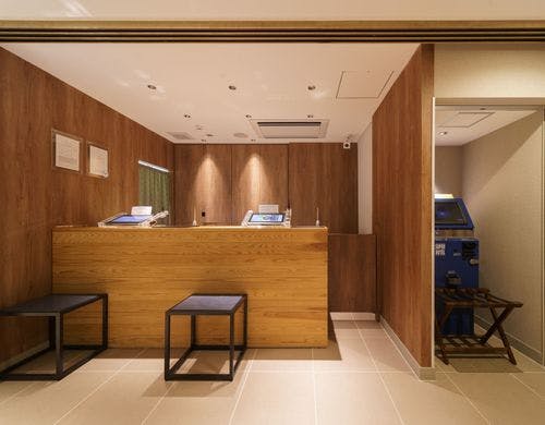 こちらでチェックインをお迎えします