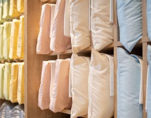 8種類の自由に選べる枕をご用意（先着順）