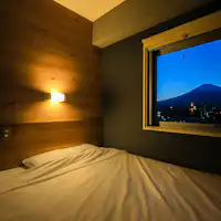 เตียงกว้าง 150 ซม. ที่ออกแบบมาเพื่อการนอนหลับที่สมบูรณ์แบบ