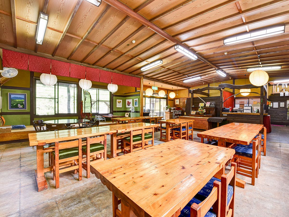 *【ล็อบบี้และพื้นที่อาหารเช้า】