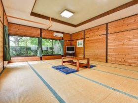 高原の宿　水芭蕉