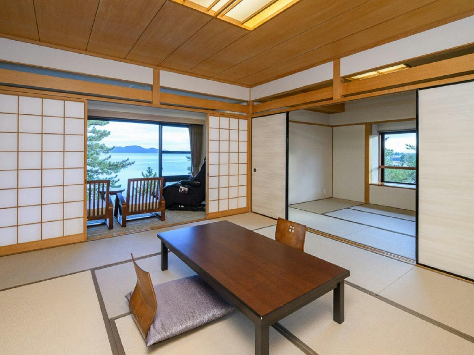 Hotel Biwa Lake Otsuka