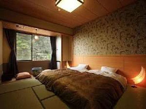 8畳和モダンツイン