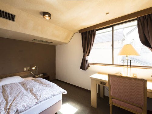 コンパクトスイートダブル※バストイレ付