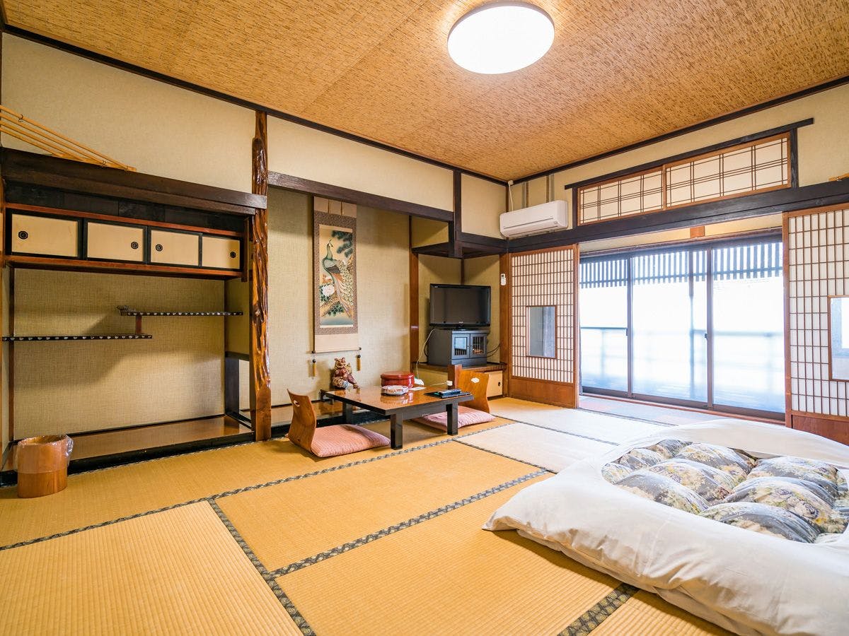 【ห้องพัก / ห้องสไตล์ญี่ปุ่น 8 เสื่อทาทามิ】
