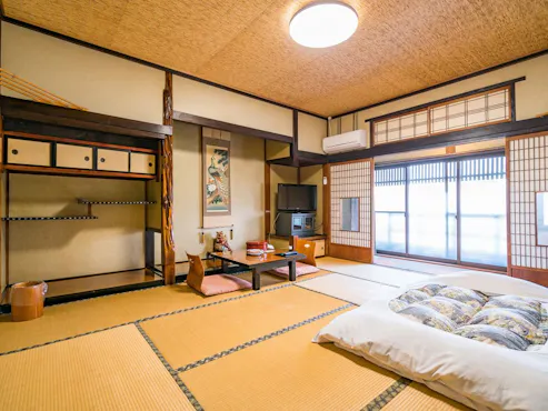【ห้องพัก / ห้องสไตล์ญี่ปุ่น 8 เสื่อทาทามิ】