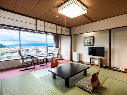 ห้องสไตล์ญี่ปุ่น 8 เสื่อทาทามิ.