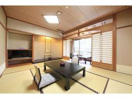 檜内湯付和室10畳（2階／EV無、階段利用）