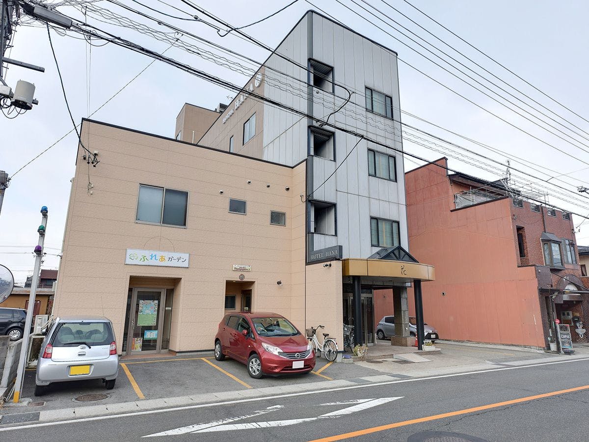 *【ภายนอก】มอบการเข้าพักที่สะดวกสบายด้วยสิ่งอำนวยความสะดวกครบครัน