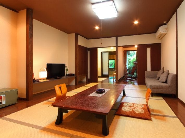 Inn of Flowers and Hospitality, SHOEN