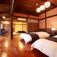 ห้องพักสไตล์บ้านญี่ปุ่นโบราณ ห้องม่วง 8 เสื่อทาทามิ + เตียงคู่