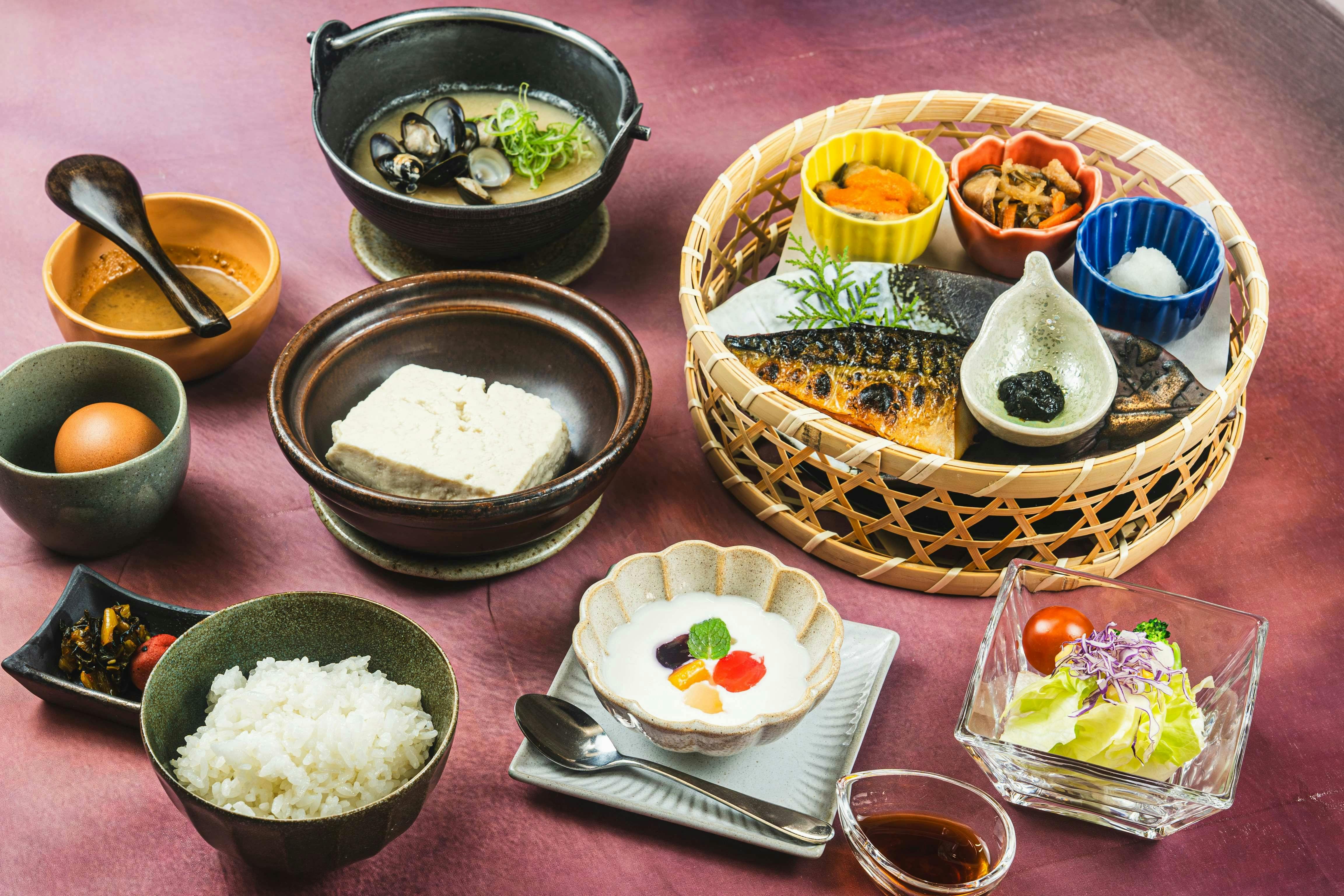 Inn of Flowers and Hospitality, SHOEN