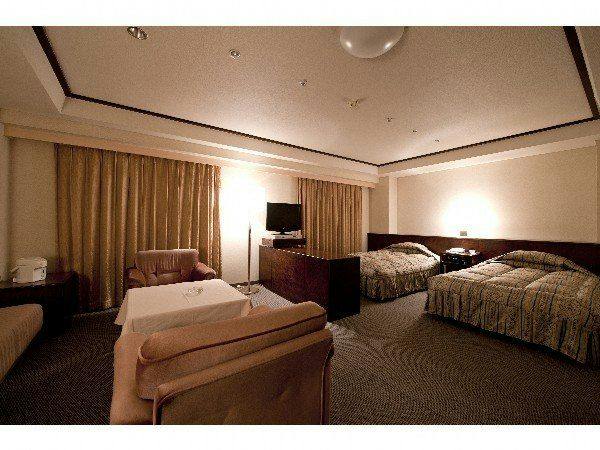 Maebashi Hotel