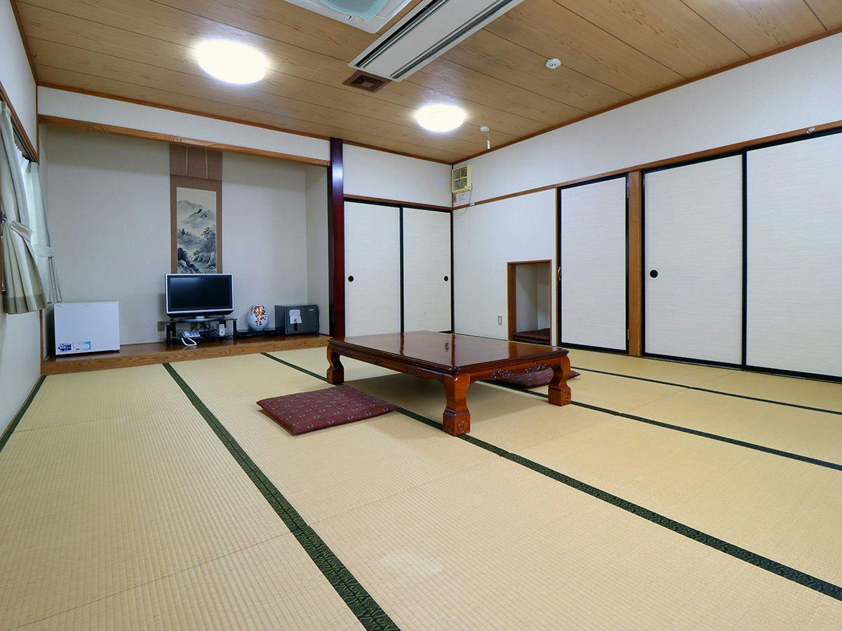 Jewels of the Bath Yakushido Onsen