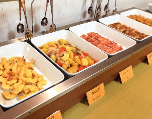 朝食ビュッフェ　一例