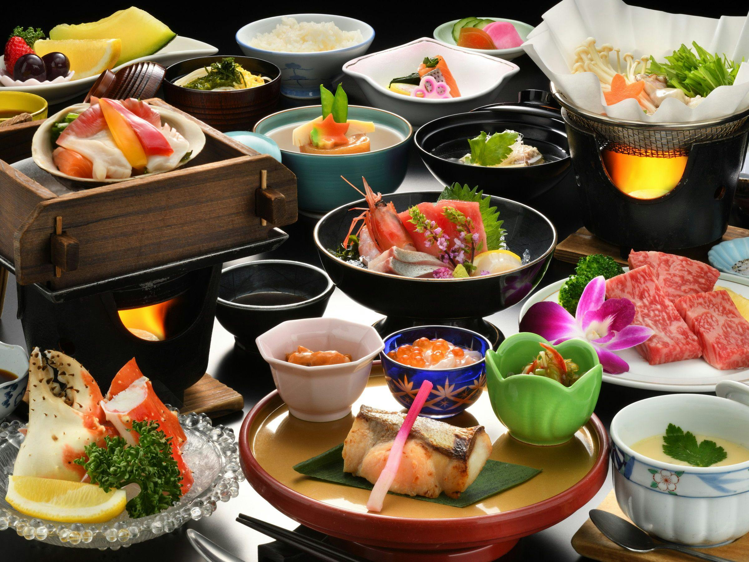 เซ็ตอาหารญี่ปุ่นพร้อมเนื้อวากิวดำเซนได