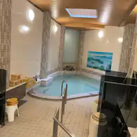 ห้องอาบน้ำรวมสำหรับผู้หญิง